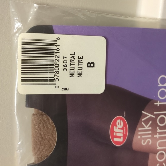 Life 2 Pairs Silky Control Top Pantyhose with Reinforced Toe Colour Neutral - Picture 2 of 5